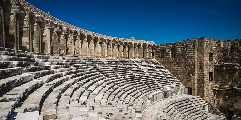 Aspendos Antik Kenti - Tarihi Yolculuğa Hazır Olun!